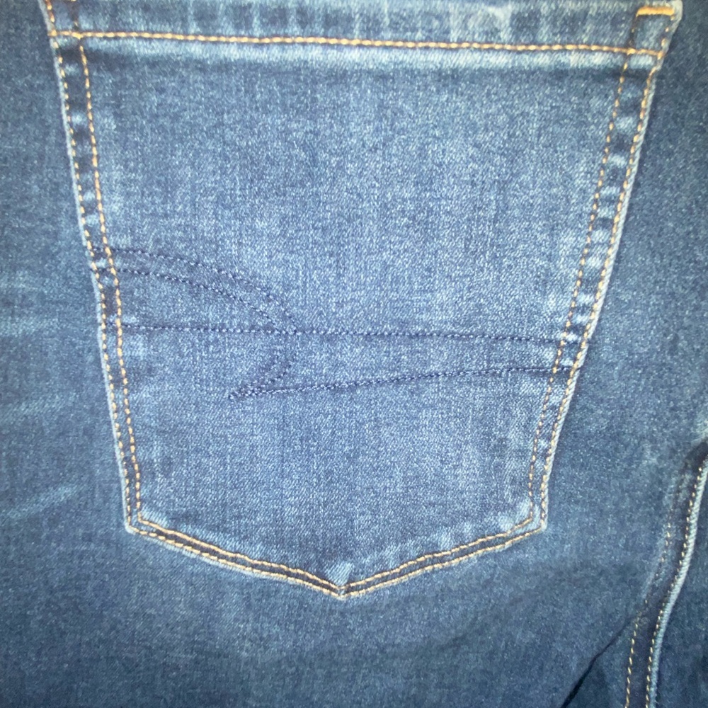 American Eagle Outfitters Stretch Relaxed Fit Blue Jeans - Picture 5 of 7